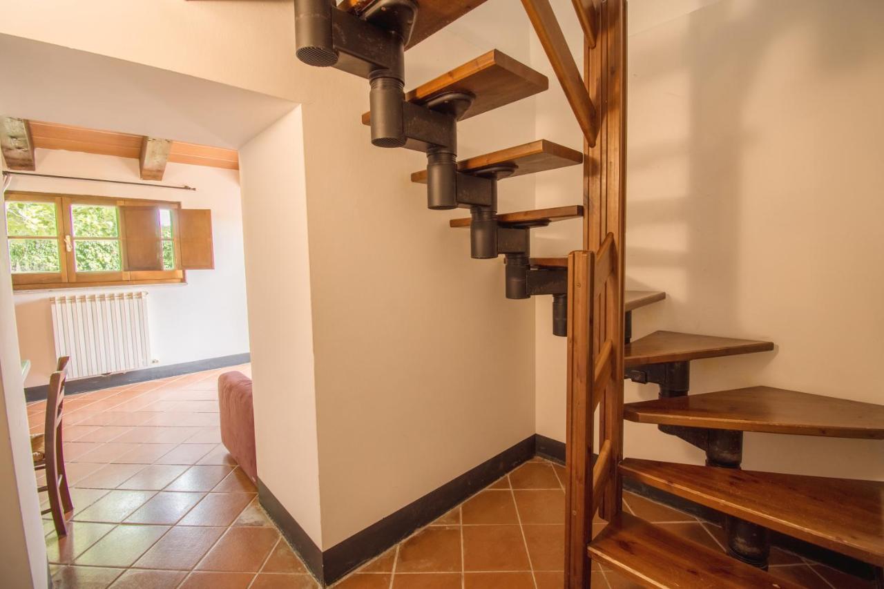 Casa Vacanze Vecchio Granaio Magione Buitenkant foto