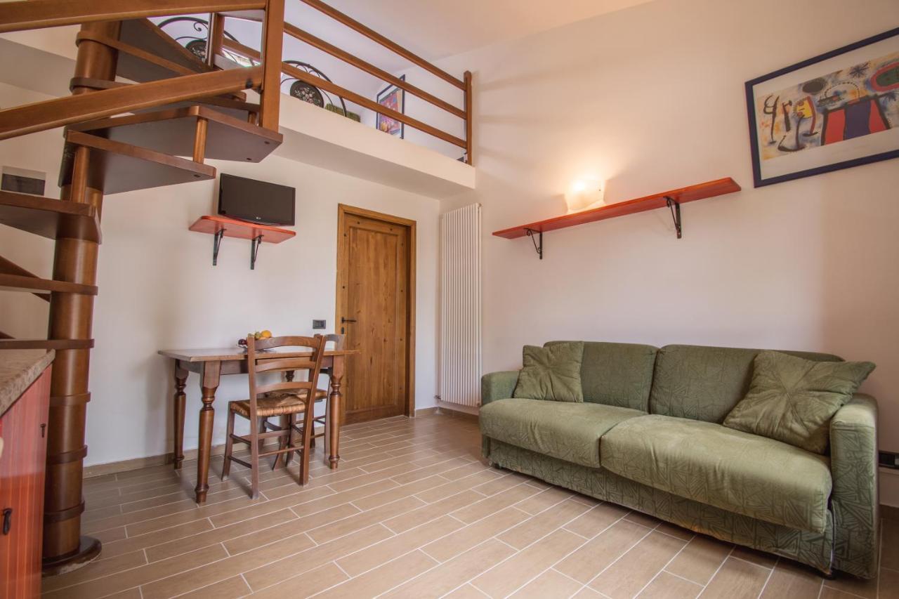 Casa Vacanze Vecchio Granaio Magione Buitenkant foto