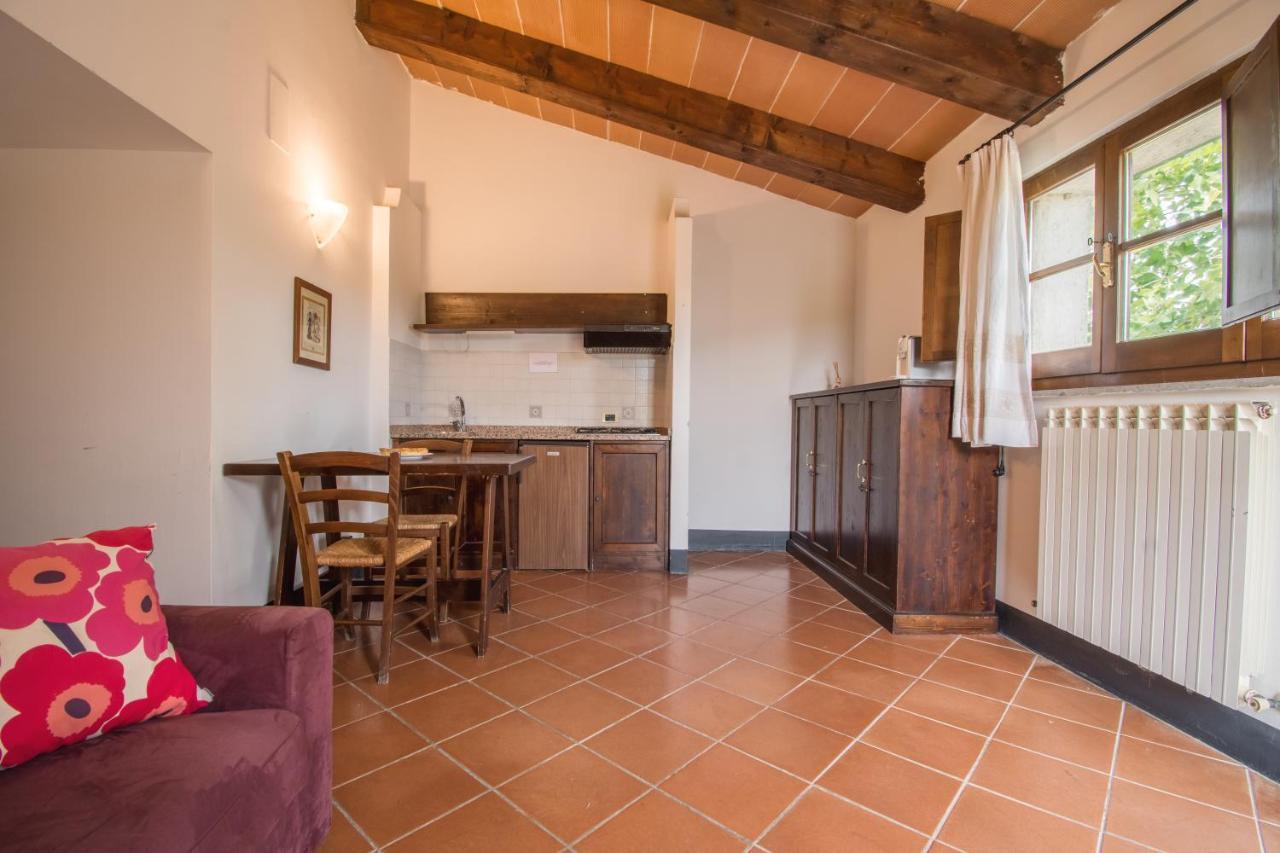Casa Vacanze Vecchio Granaio Magione Buitenkant foto