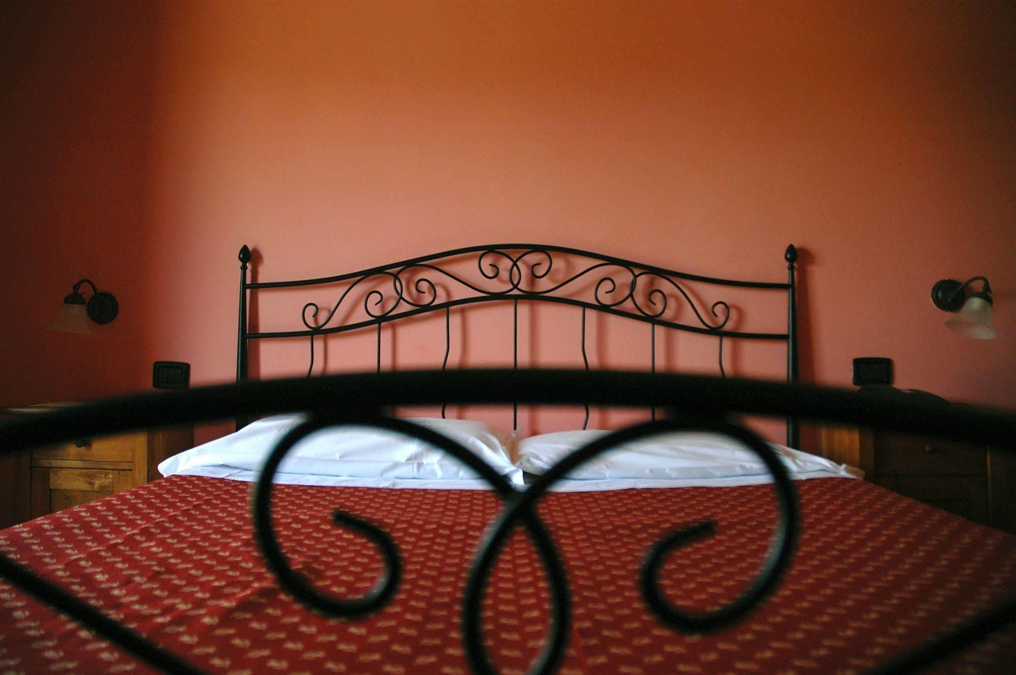 Casa Vacanze Vecchio Granaio Magione Buitenkant foto